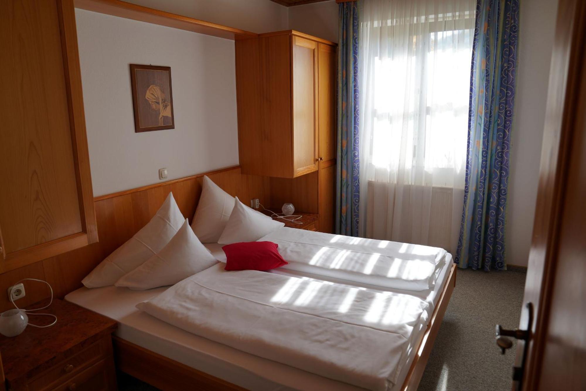 Pension Thermenland Лойперсдорф-бай-Фюрстенфельд Экстерьер фото